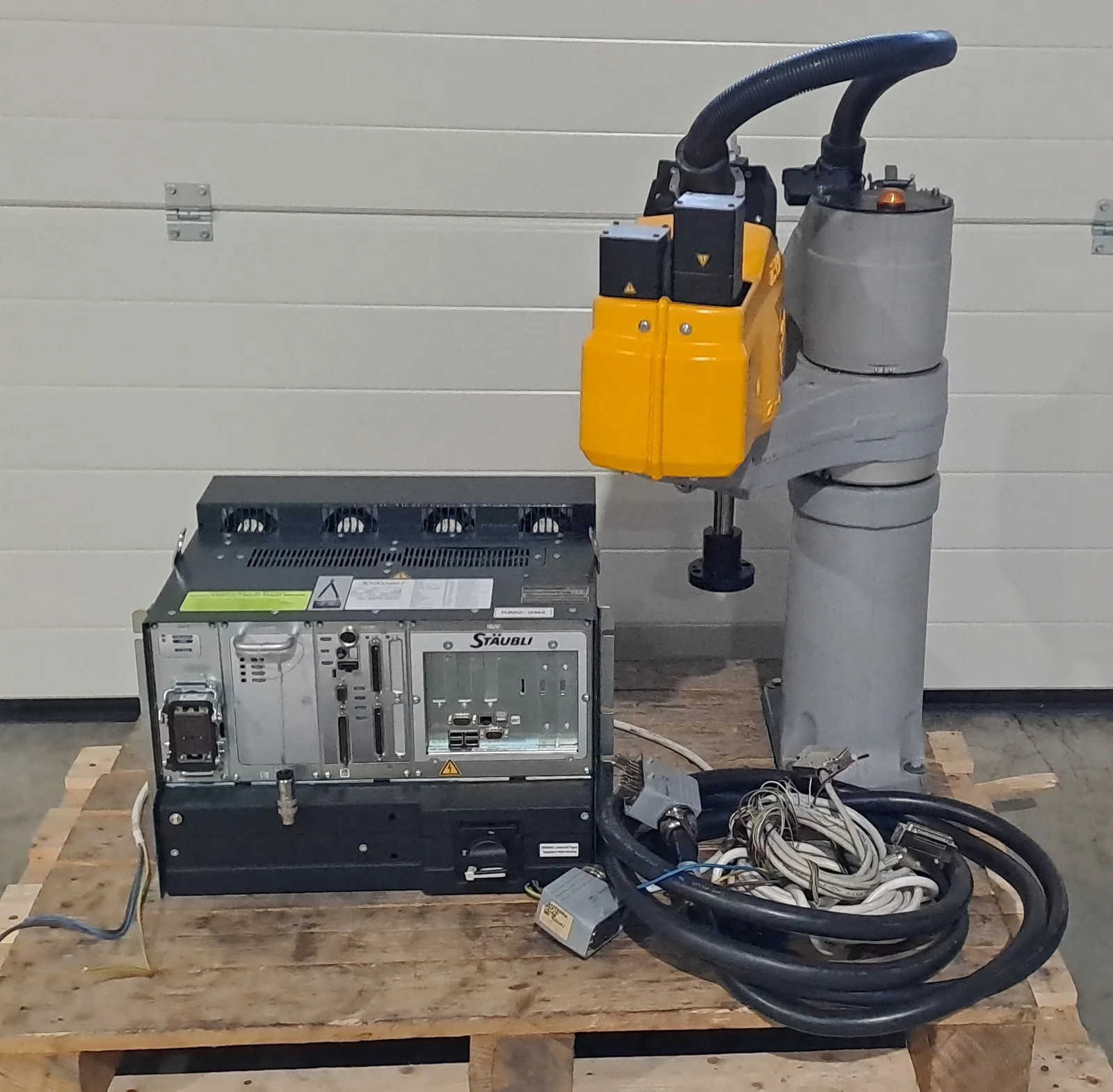 STAUBLI  ROBOT TS60-CS8C