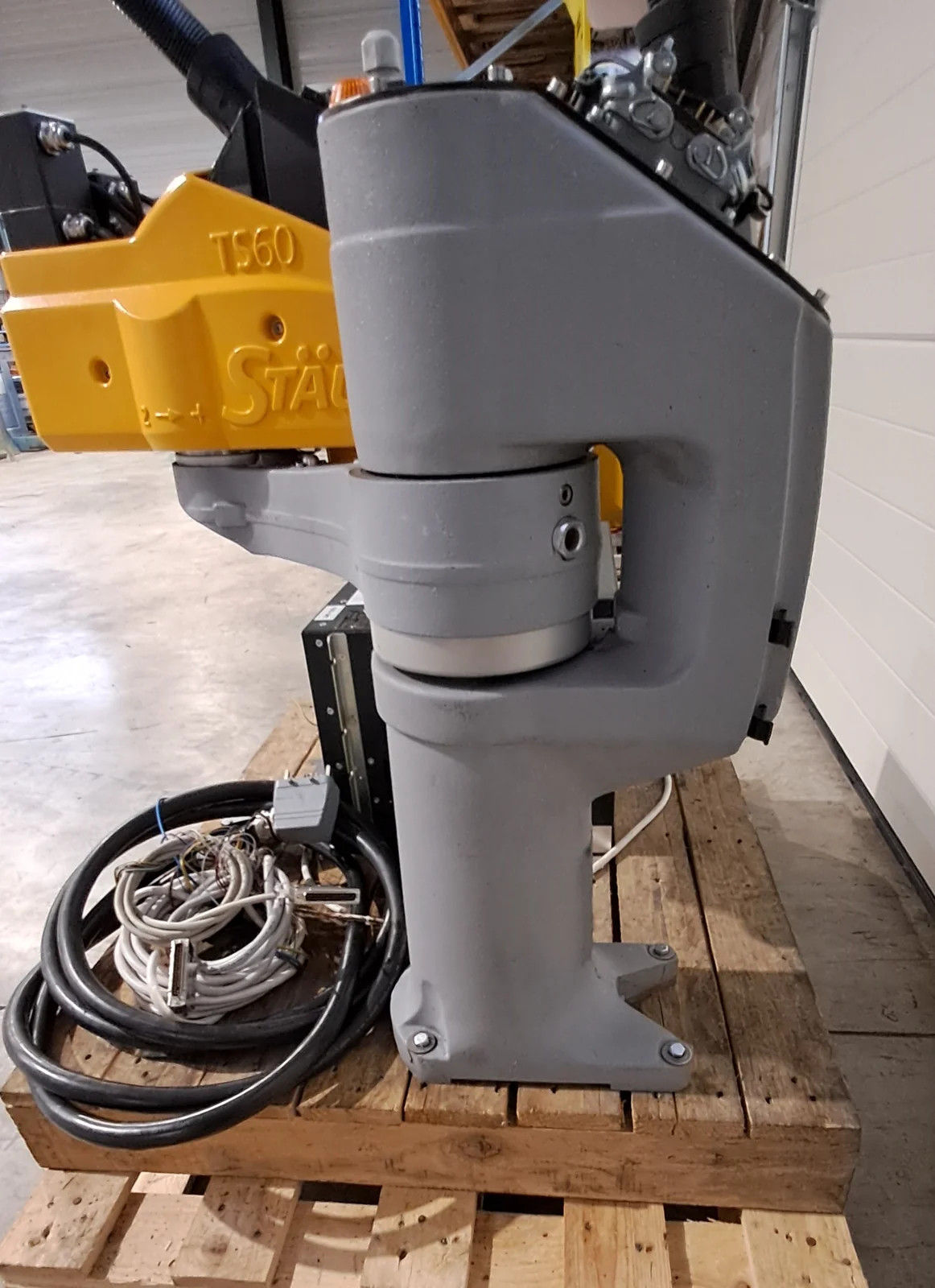 STAUBLI  ROBOT TS60-CS8C