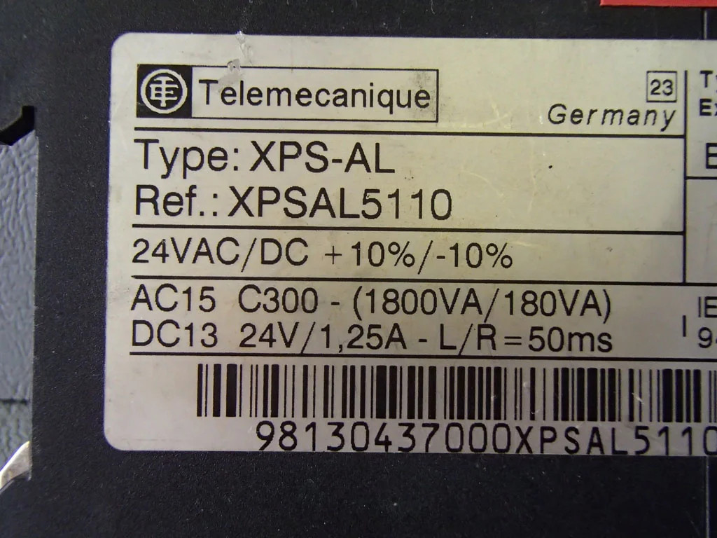 TÉLÉMÉCANIQUE  XPS-AL5110