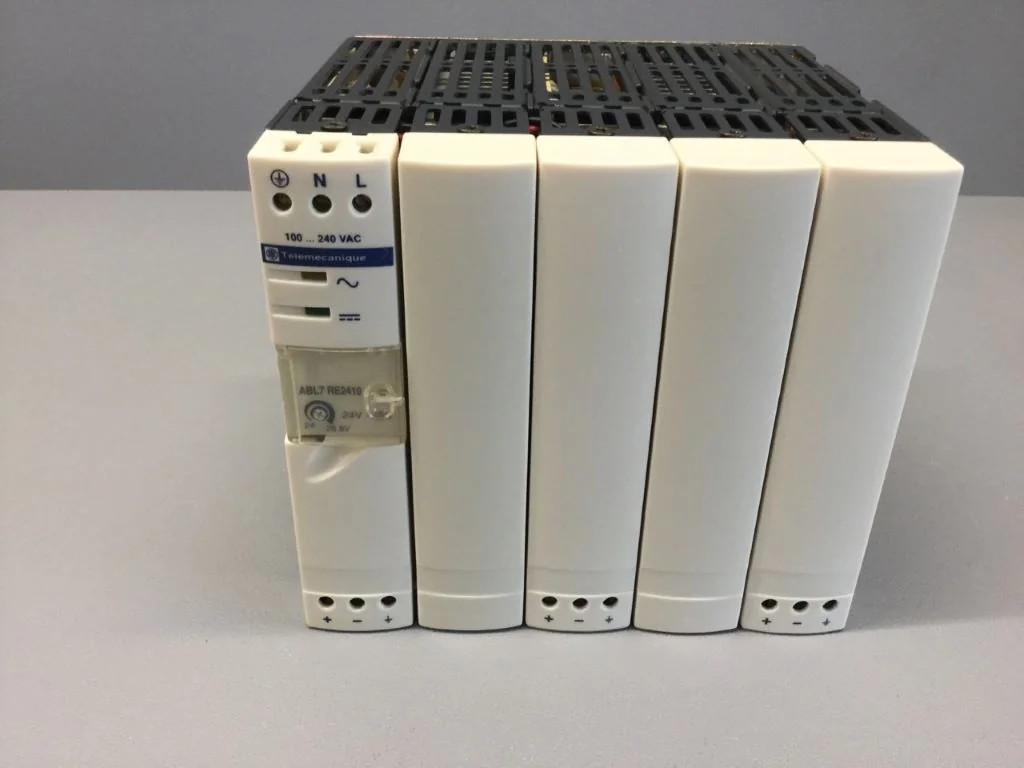 TÉLÉMÉCANIQUE  ABL7RE2410