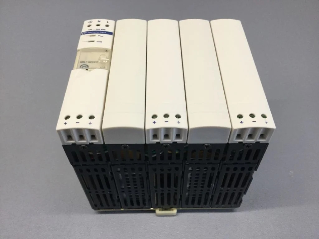 TÉLÉMÉCANIQUE  ABL7RE2410