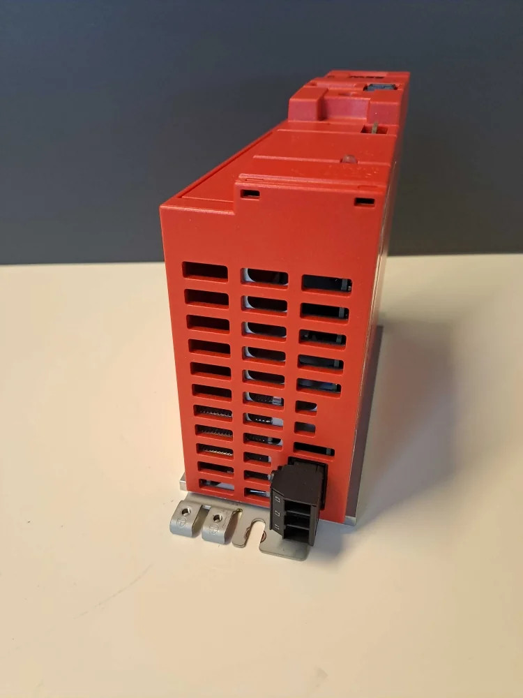 SEW EURODRIVE  MC07B00055A3400