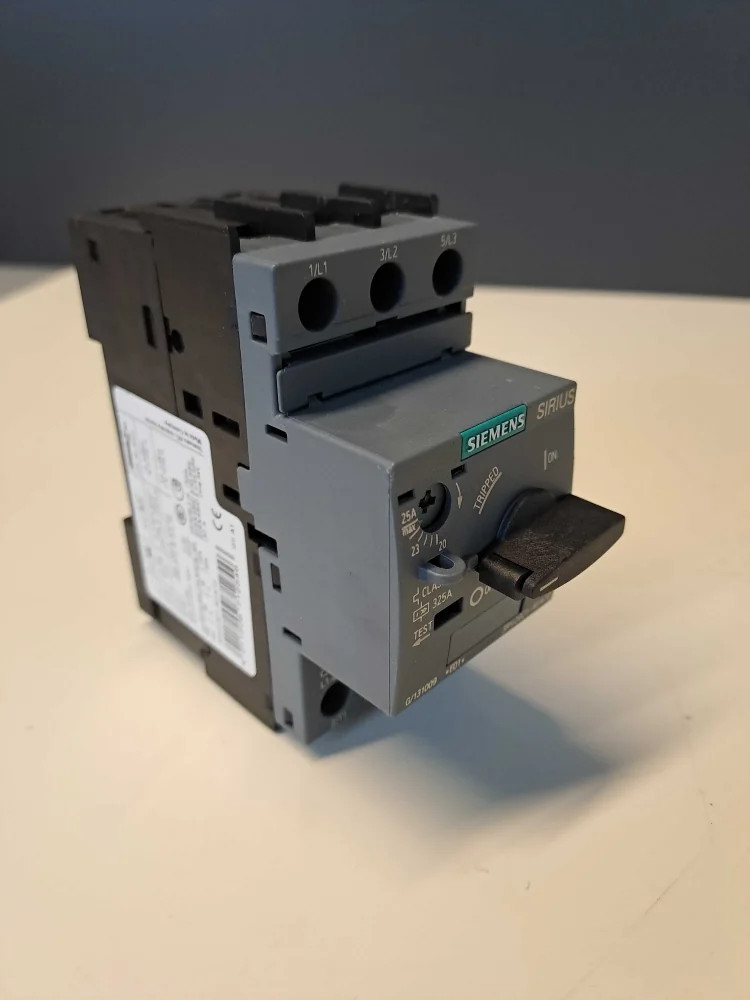 SIEMENS 3RV2021-4DA10