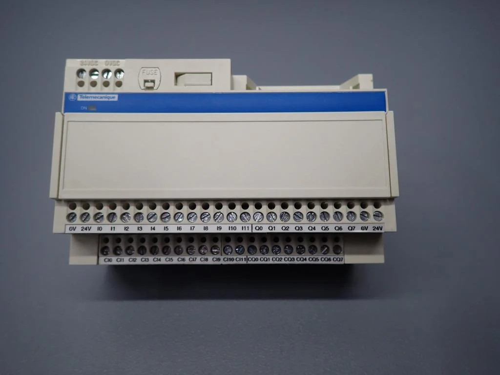 SCHNEIDER  ABE7-B20MPN20