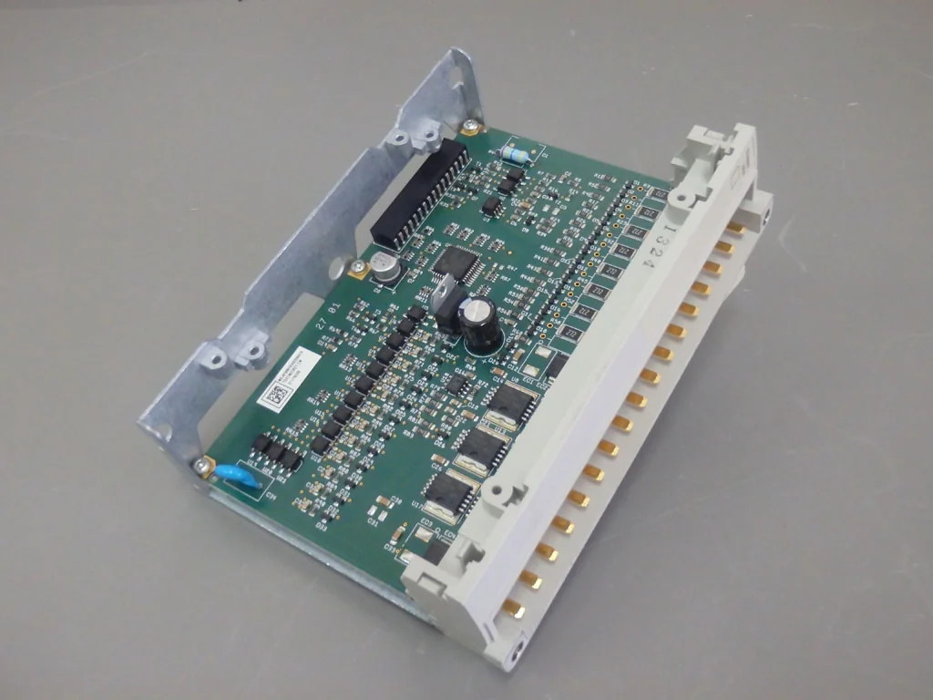 SCHNEIDER  TSXDMZ28DT