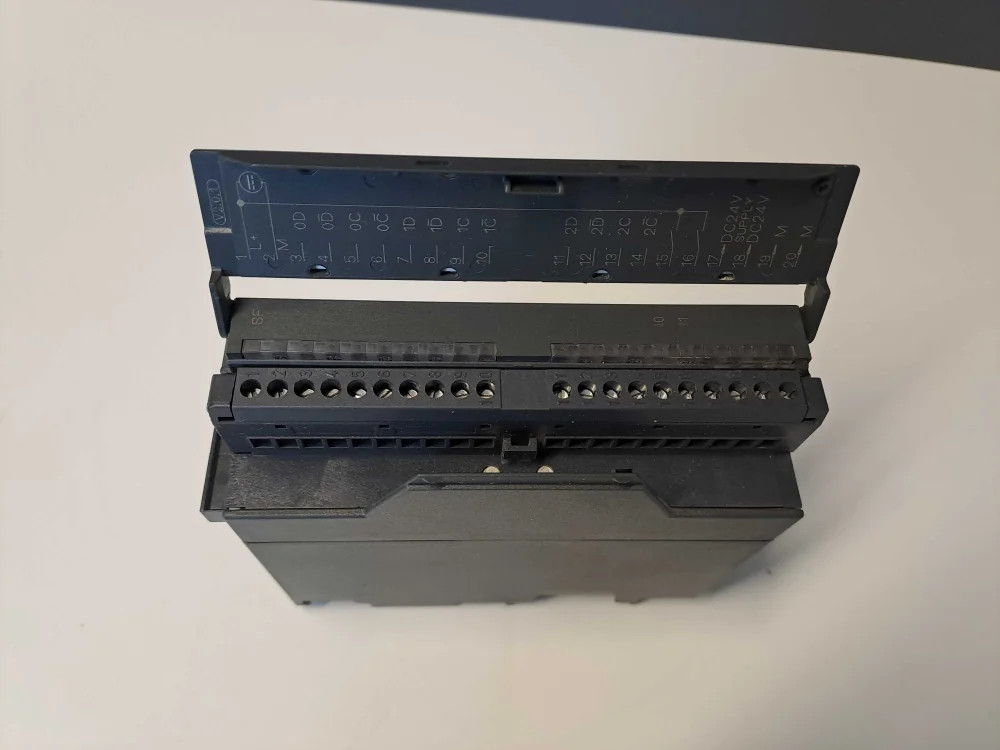 SIEMENS 6ES73384BC010AB0