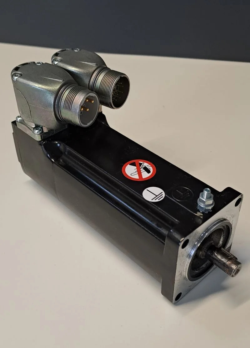 SCHNEIDER  BSH0552P11A2A