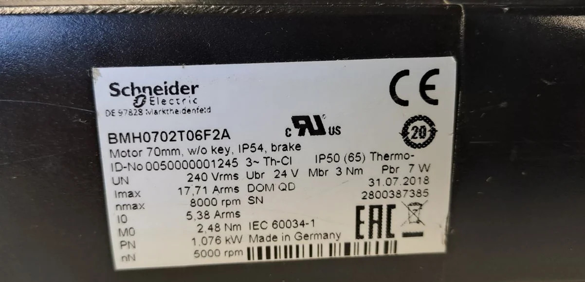 SCHNEIDER  BMH0702T06F2A