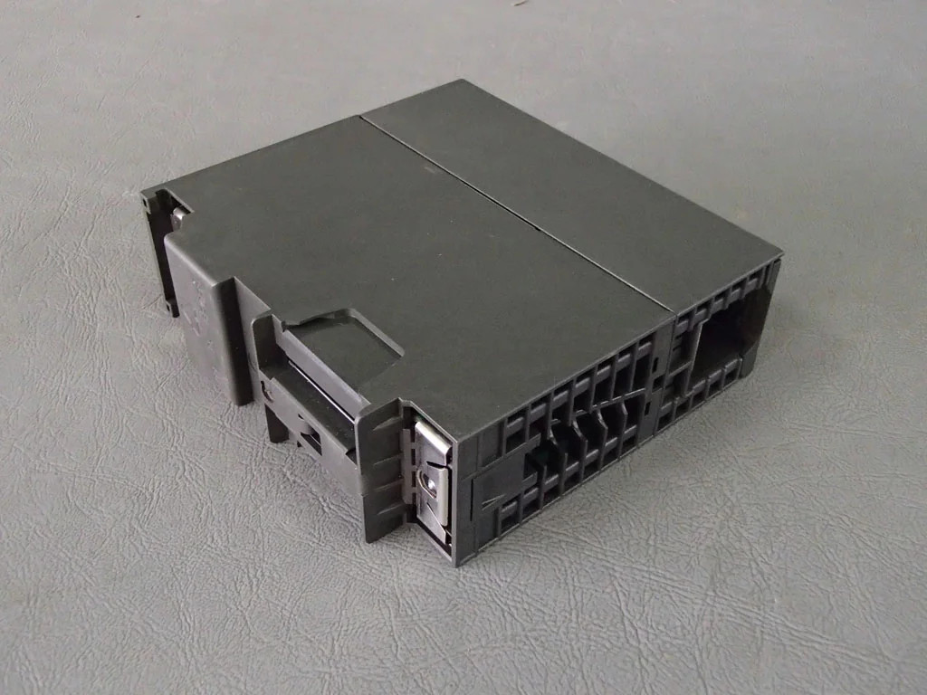 SIEMENS 6ES7322-1BL00-0AA0