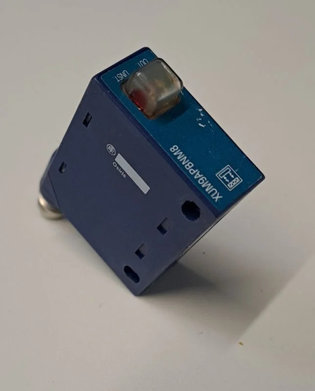 TÉLÉMÉCANIQUE  XUM9APBNM8