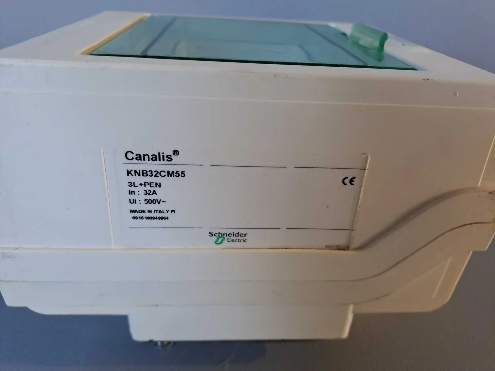 SCHNEIDER  KNB32CM55