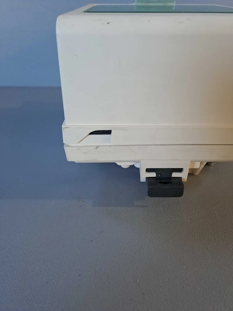 SCHNEIDER  KNB32CM55