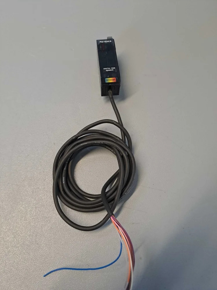 KEYENCE  CZV21AP