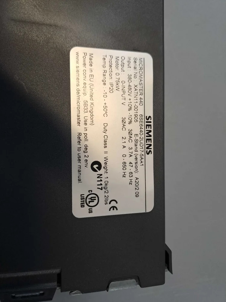 SIEMENS 6SE64402UD175AA1