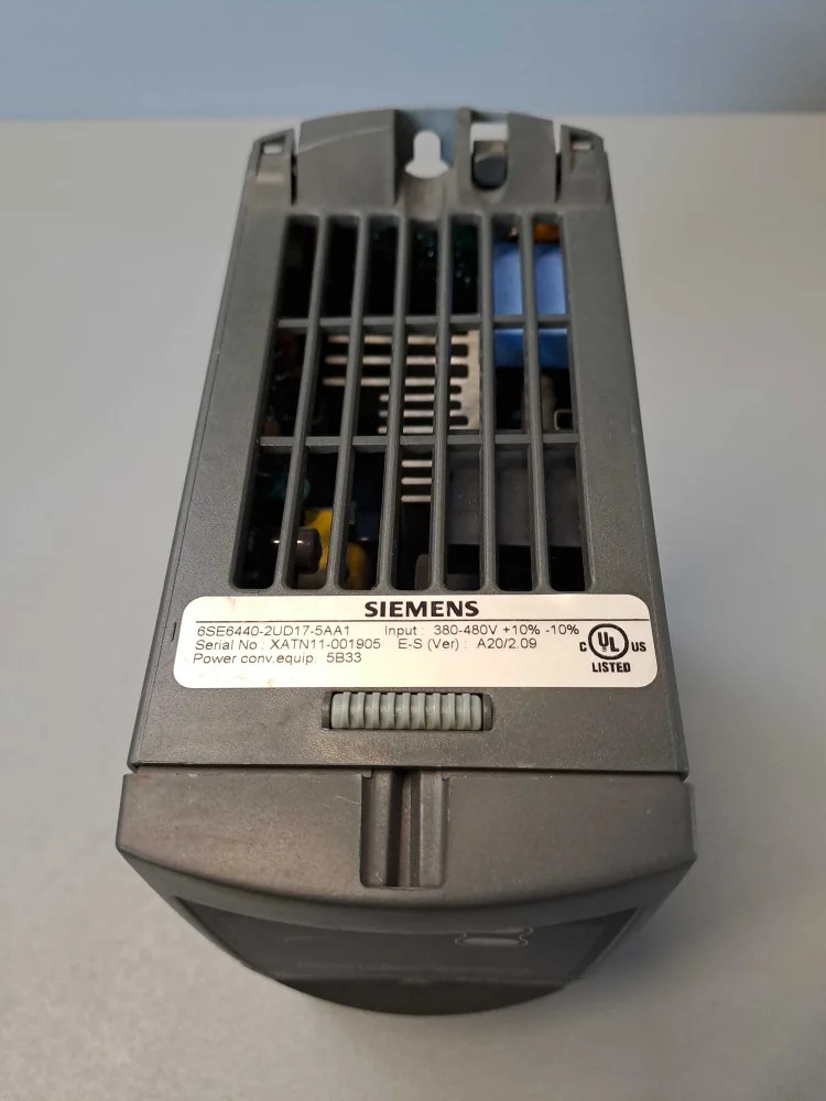 SIEMENS 6SE64402UD175AA1