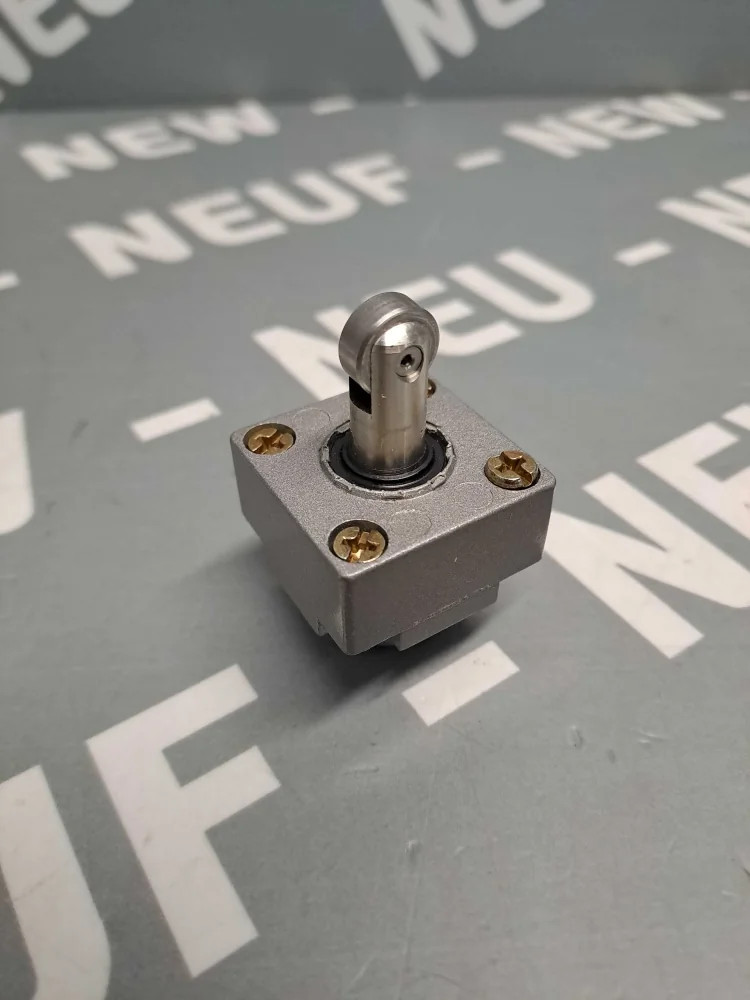 TÉLÉMÉCANIQUE  ZCKE62