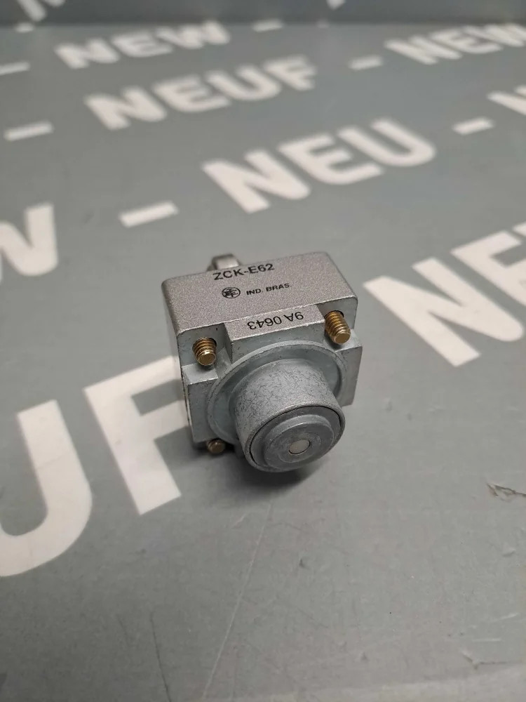 TÉLÉMÉCANIQUE  ZCKE62