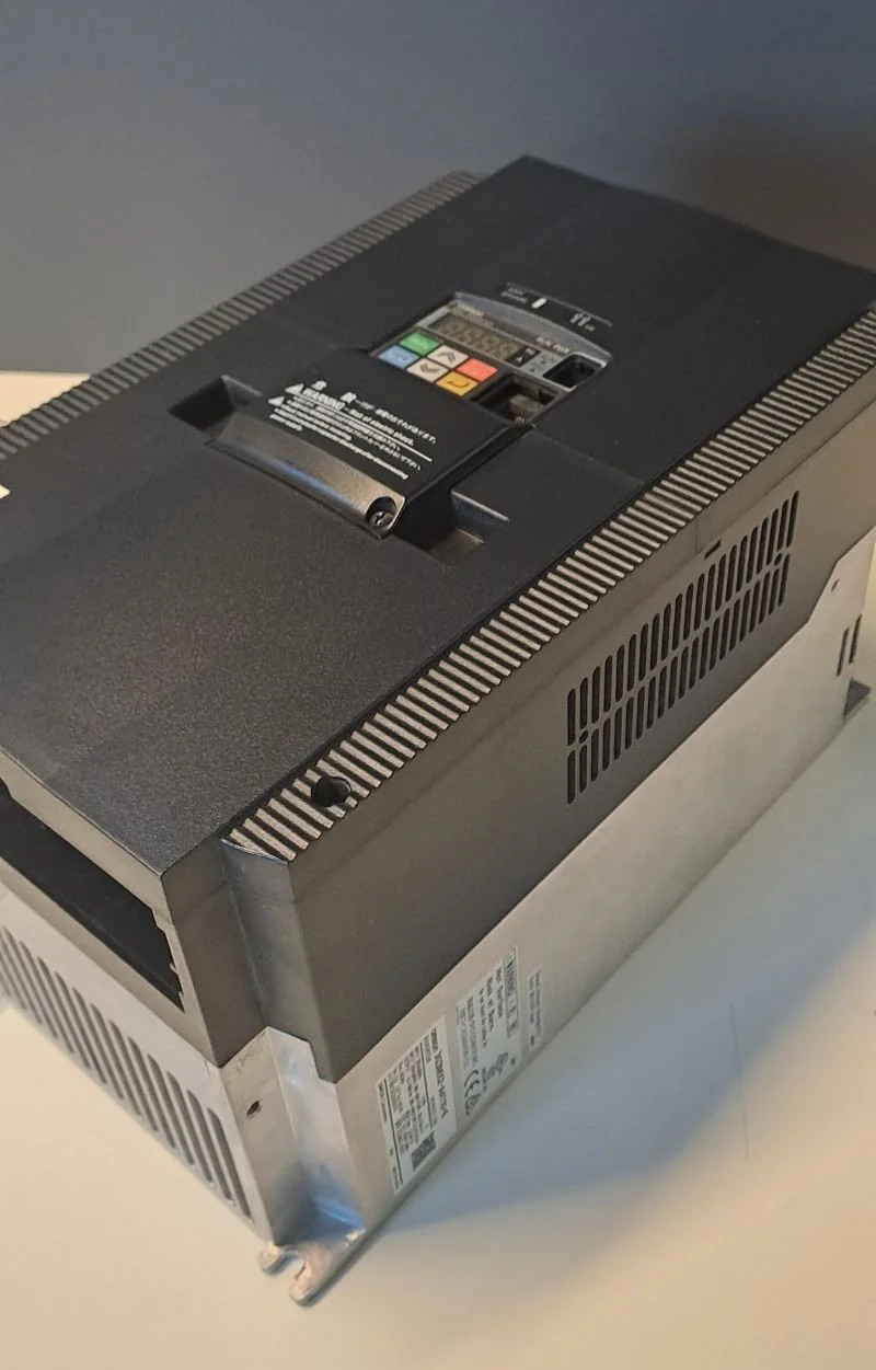 OMRON  3G3MX2-A4110-E