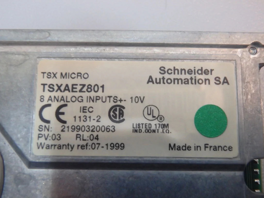 TÉLÉMÉCANIQUE  TSXAEZ801