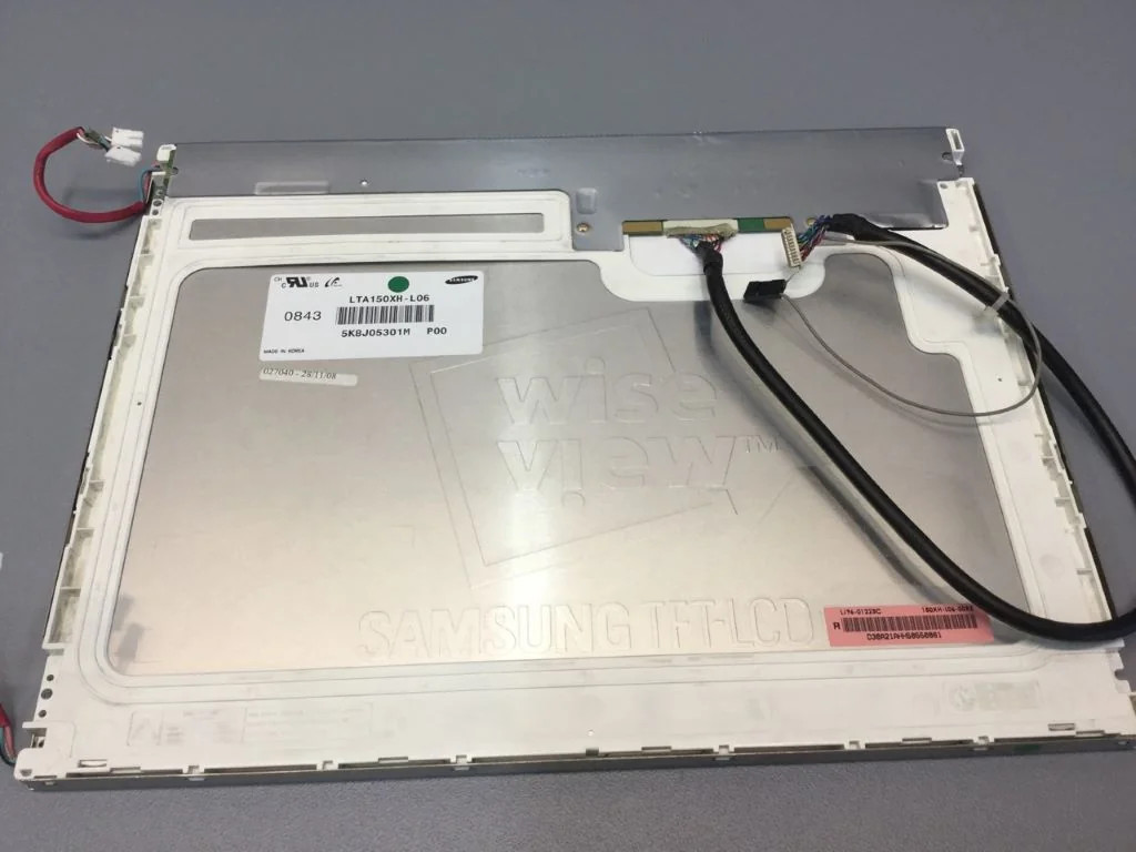 SAMSUNG LTA150XH-L06