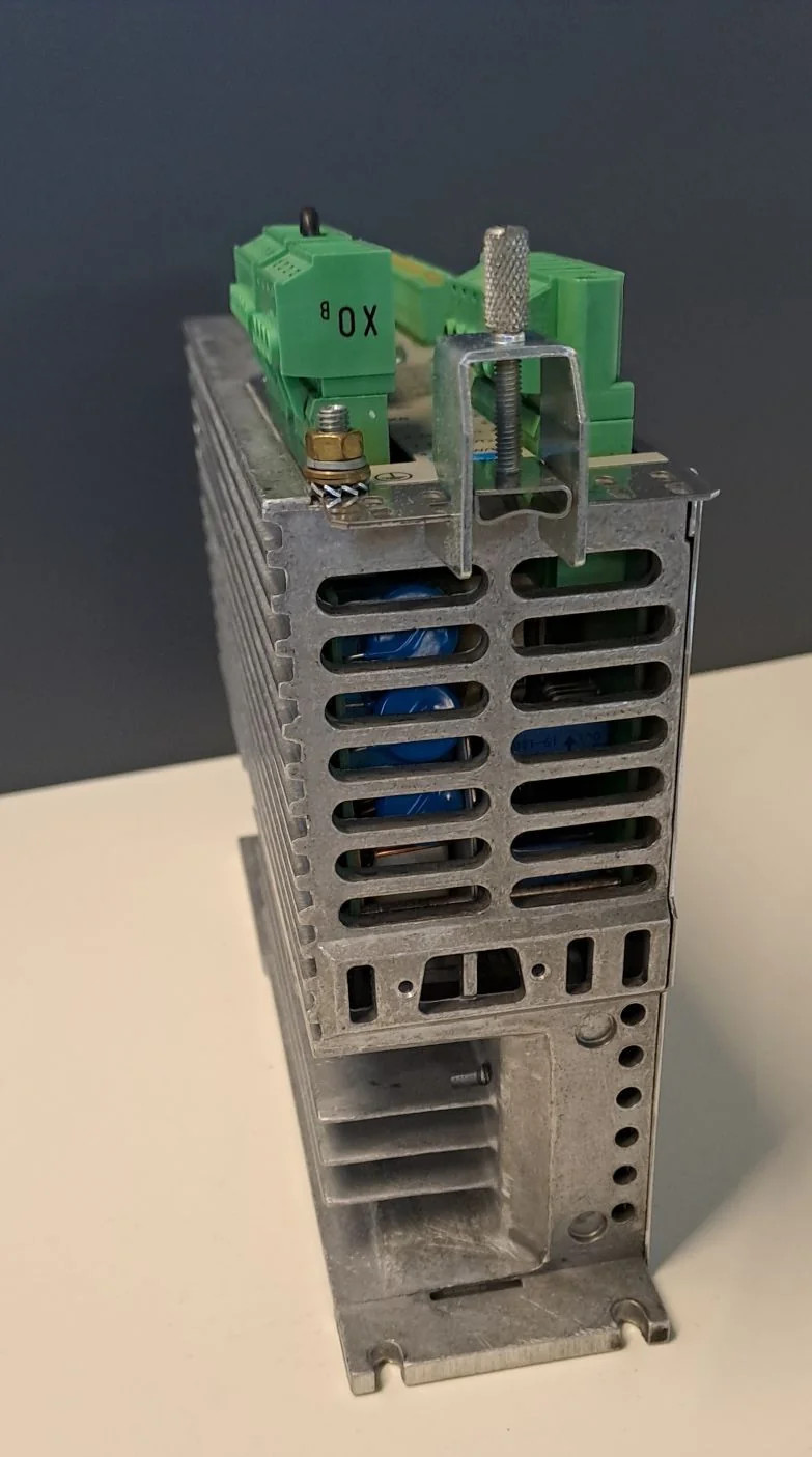 TÉLÉMÉCANIQUE  LXM15LU60N4