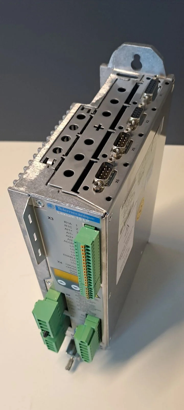 TÉLÉMÉCANIQUE  LXM15LU60N4