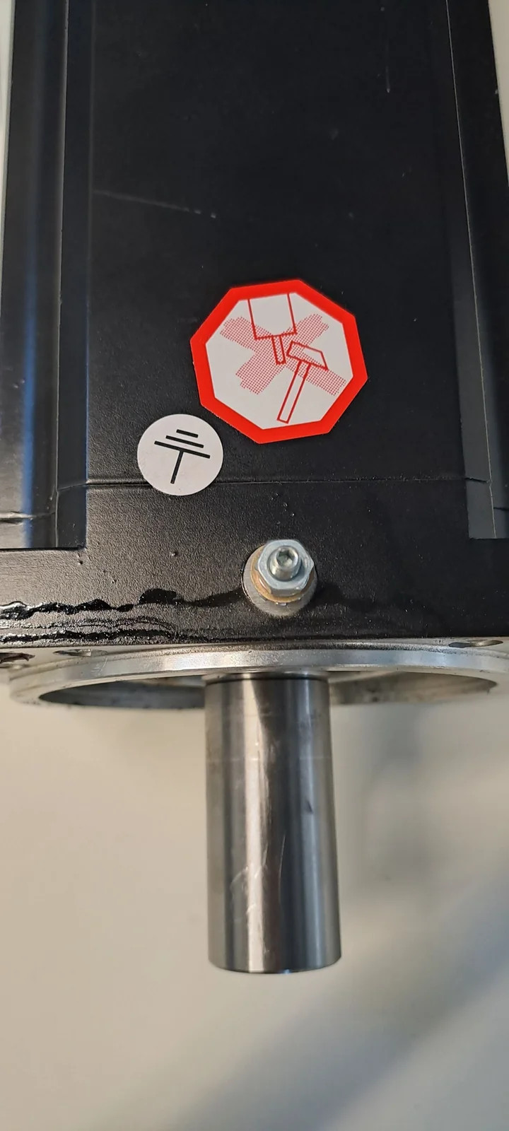 TÉLÉMÉCANIQUE  BSH1004P01A2A