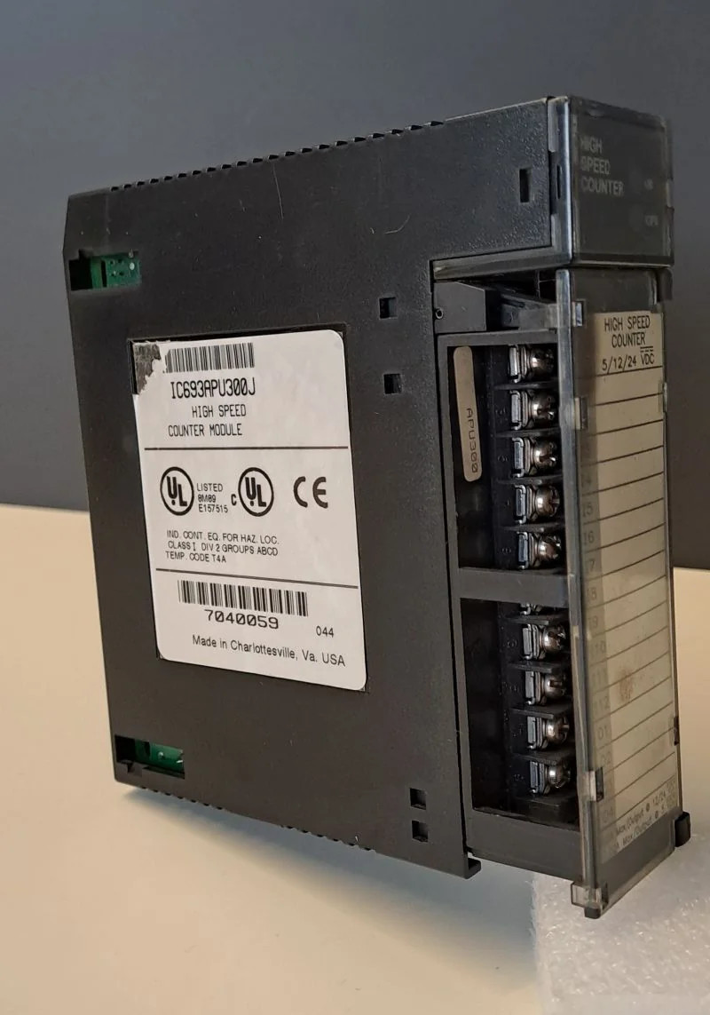 GE FANUC  IC693APU300