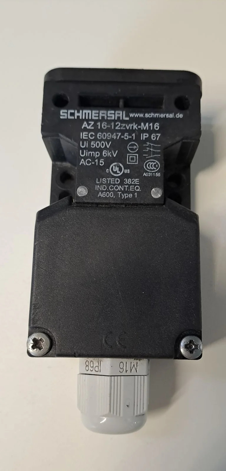 SCHMERSAL  AZ16-12zvrk-M16