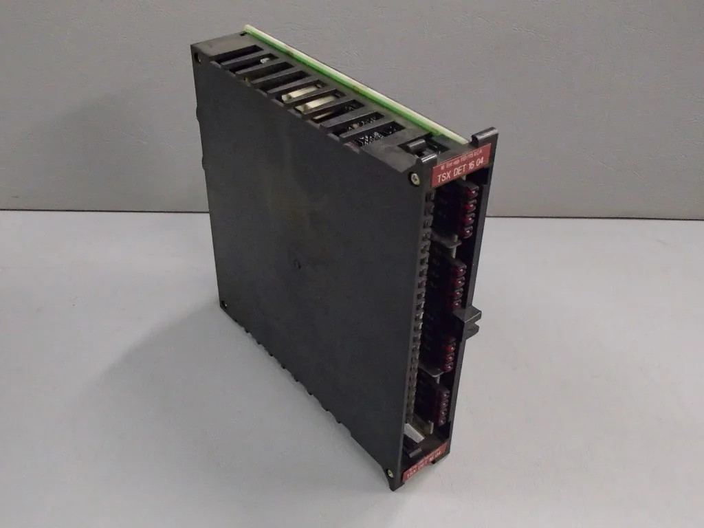 TÉLÉMÉCANIQUE  TSXDET1604