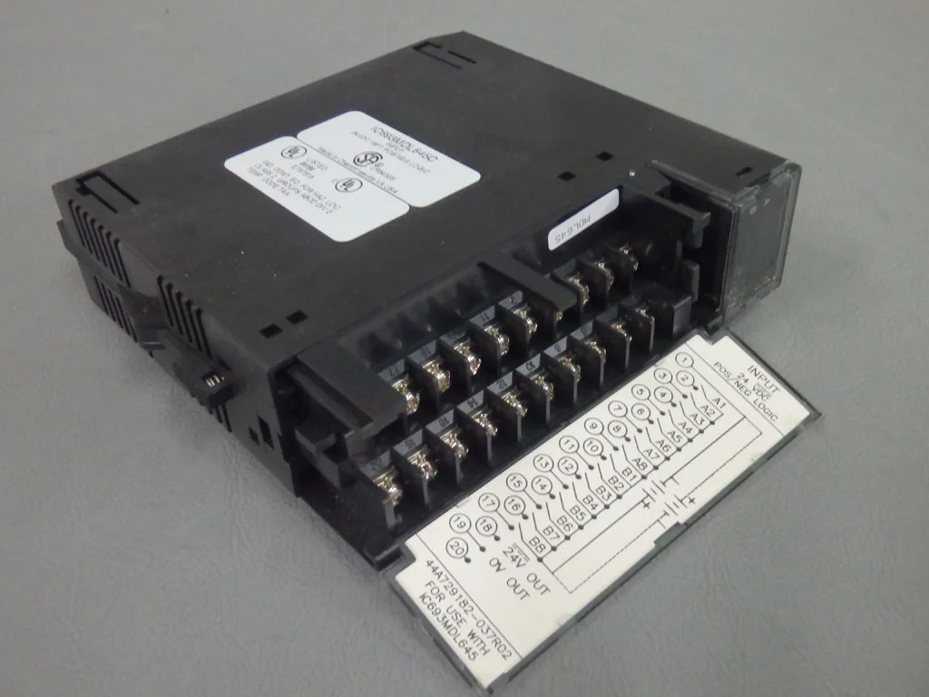 GE FANUC  IC693MDL645