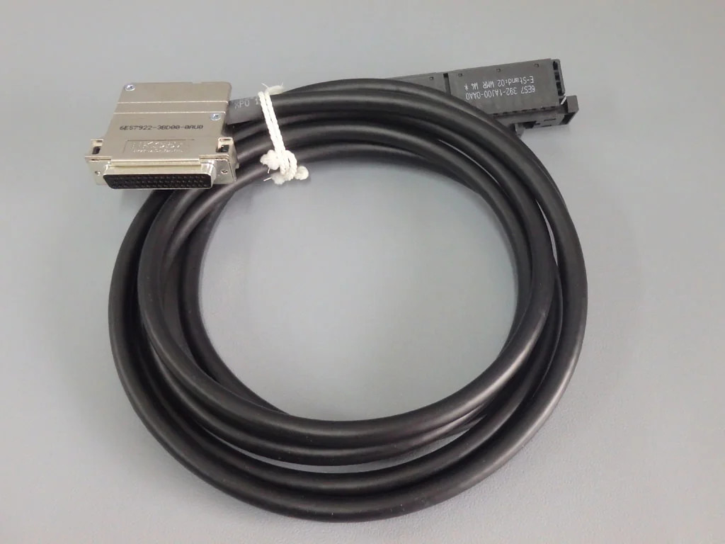 SIEMENS 6ES7922-3BD00-0AU0