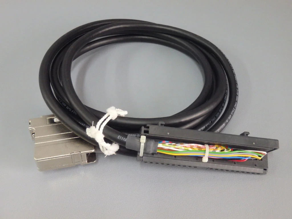 SIEMENS 6ES7922-3BD00-0AU0