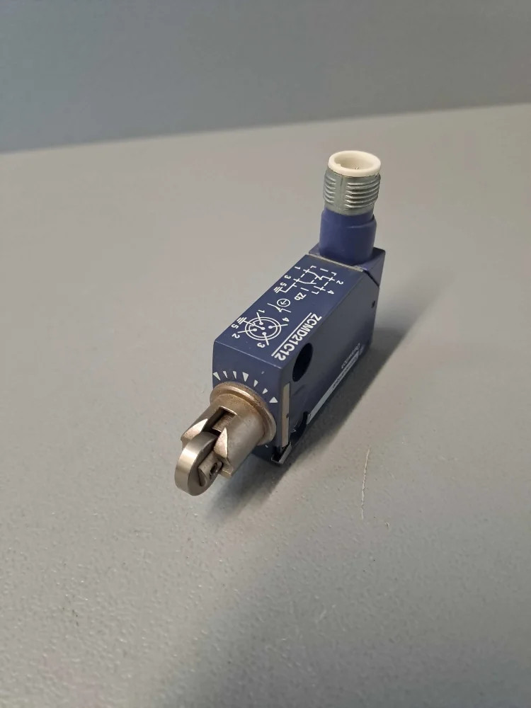 TÉLÉMÉCANIQUE  ZCMD21C12