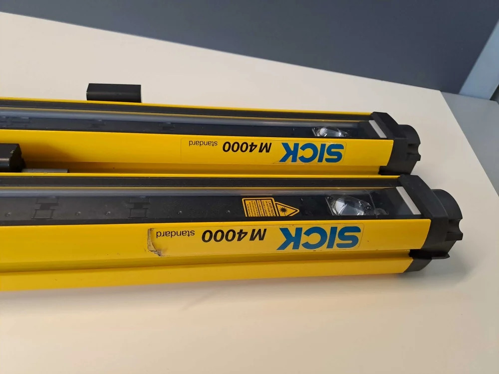 SICK  M40E034010RR0 + M40S034000AR0