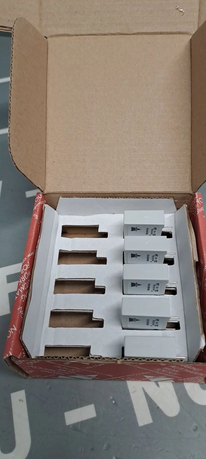 CARLO GAVAZZI RP1D060D8