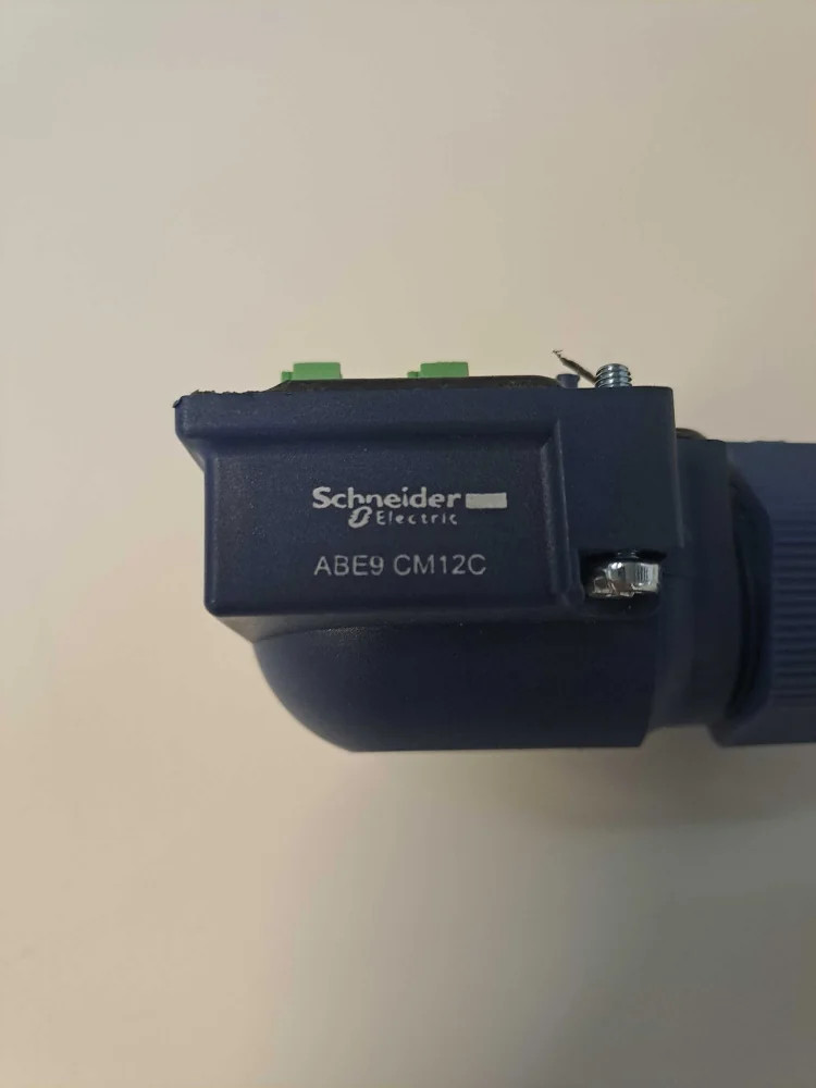 SCHNEIDER  ABE9CM12C