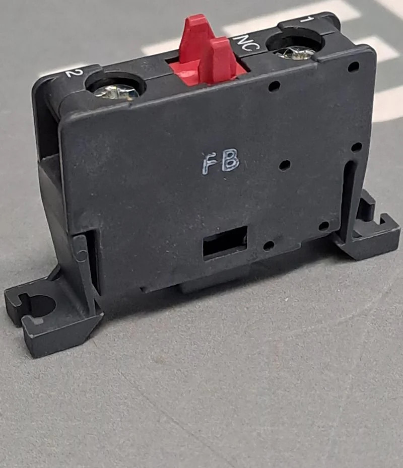 ALLEN BRADLEY  800F-BX01