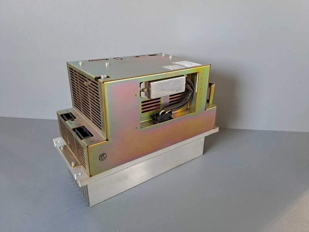 YASKAWA  SGDRSDB710A01B