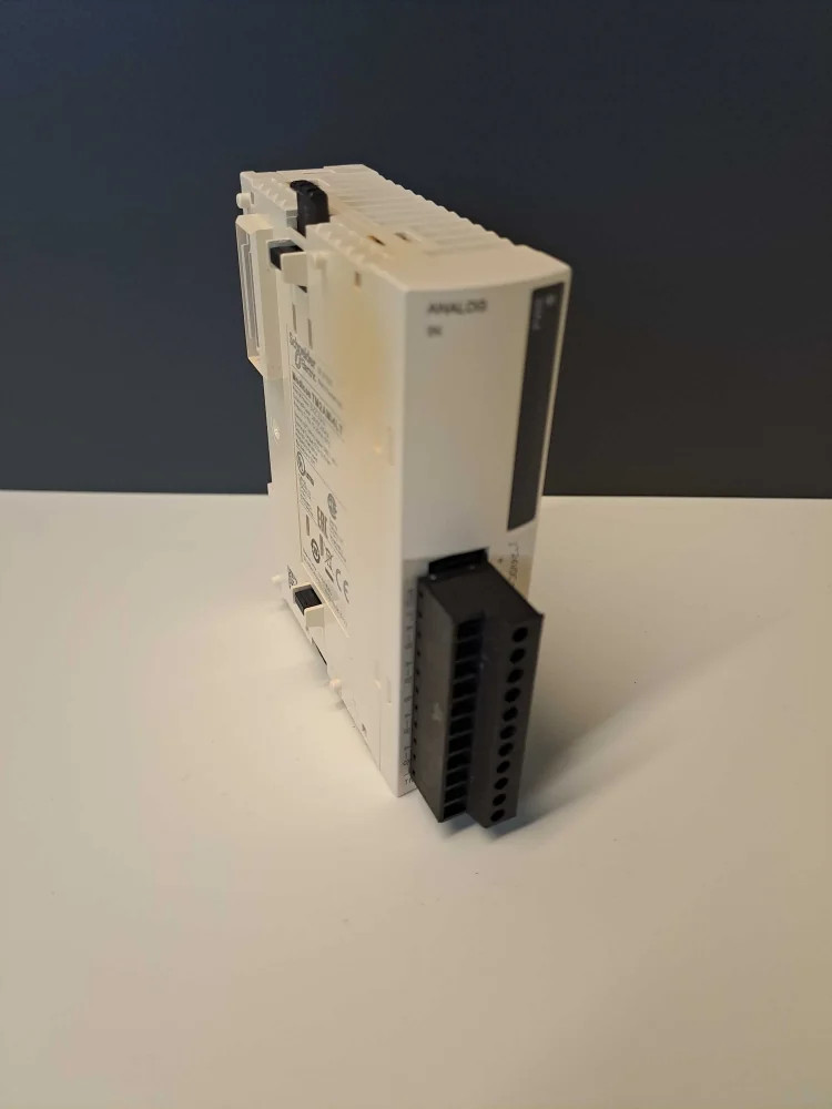 SCHNEIDER  TM2AMI4LT