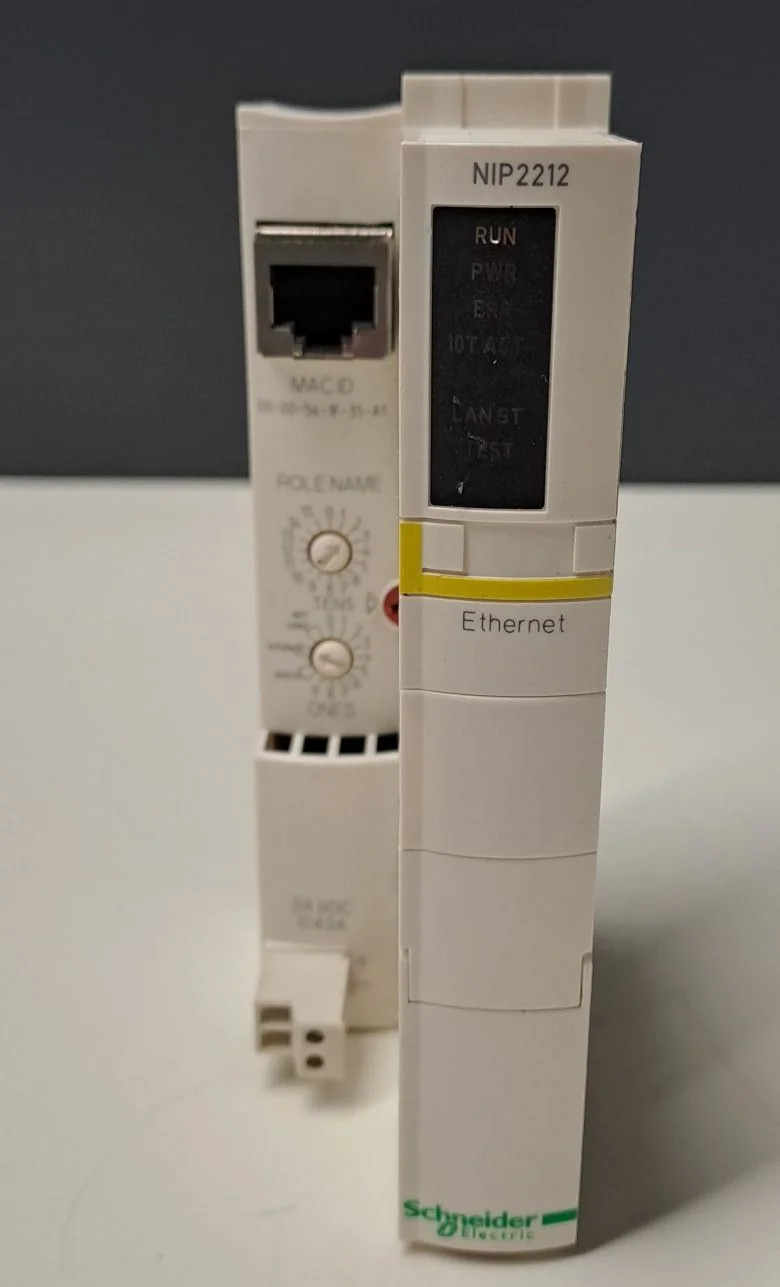 SCHNEIDER  STBNIP2212