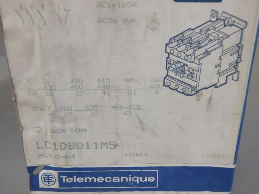 TÉLÉMÉCANIQUE  LC1D8011M5