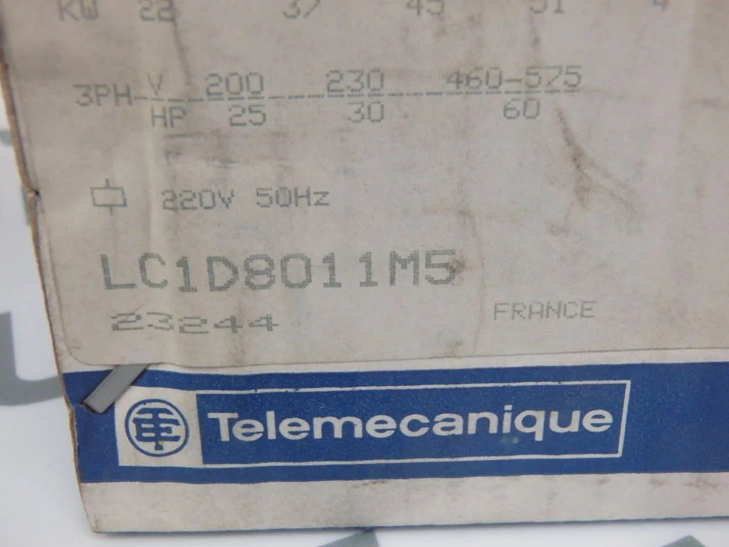 TÉLÉMÉCANIQUE  LC1D8011M5