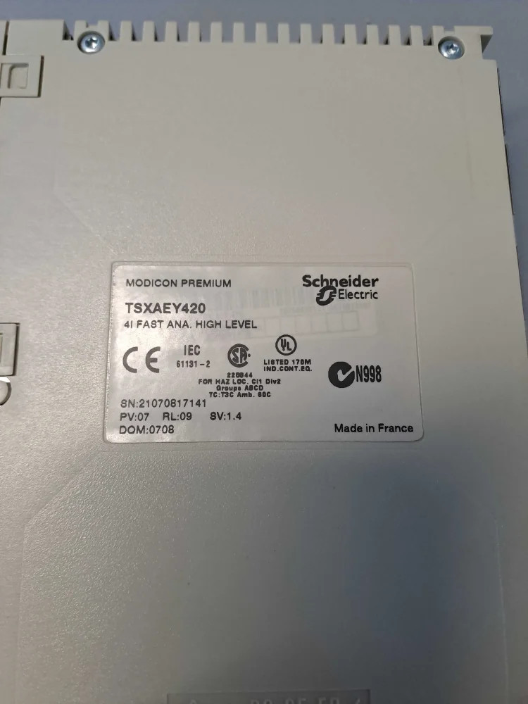 SCHNEIDER  TSXAEY420