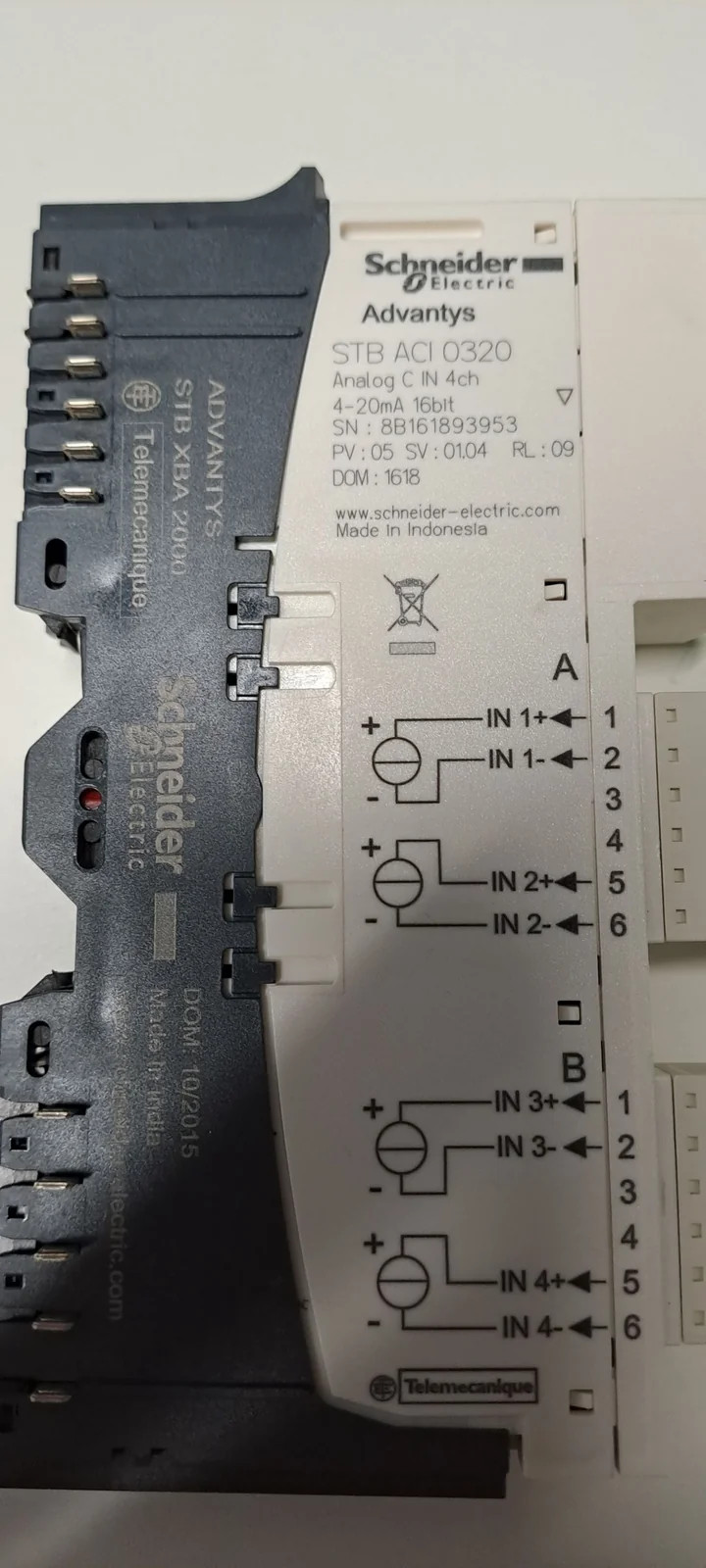 SCHNEIDER  STBACI0320