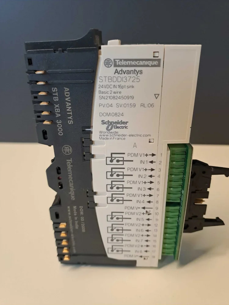 TÉLÉMÉCANIQUE  STBDDI3725 + STBXTS6510