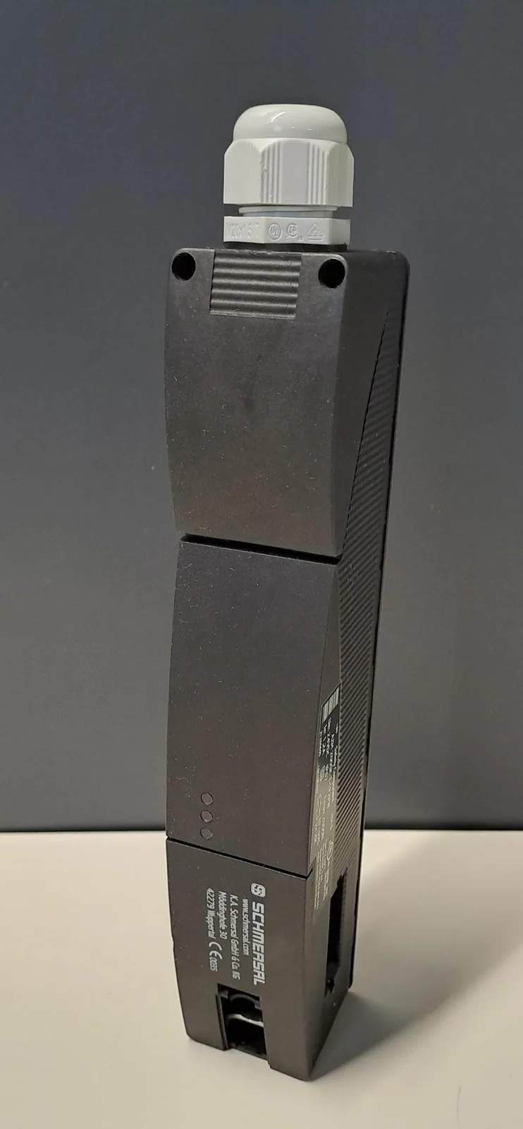 SCHMERSAL  AZM200SK-T-1P2PW