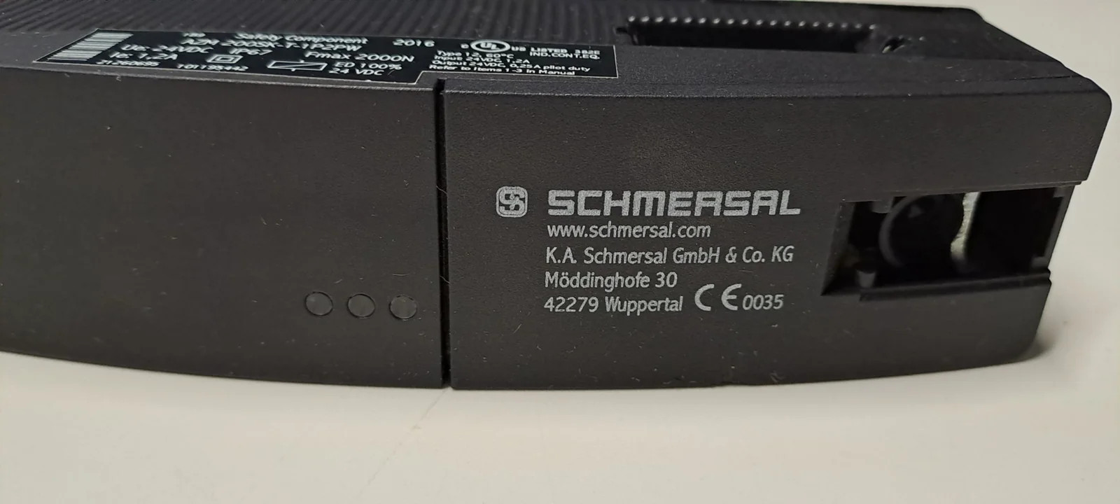 SCHMERSAL  AZM200SK-T-1P2PW