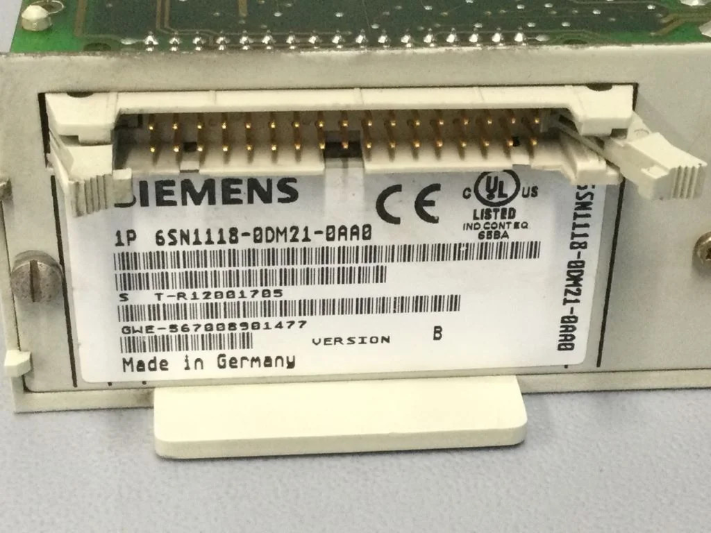 SIEMENS 6SN1118-0DM21-0AA0