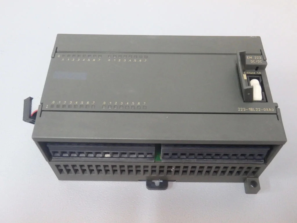 SIEMENS 6ES7223-1BL22-0XA0